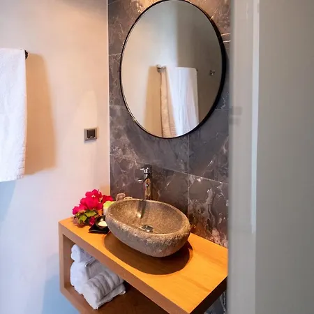 180 South Seaside Hotel 4*