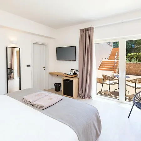 180 South Seaside 4*