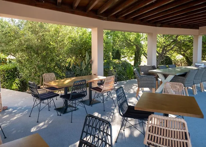 Hotel 180 South Seaside Thermisia