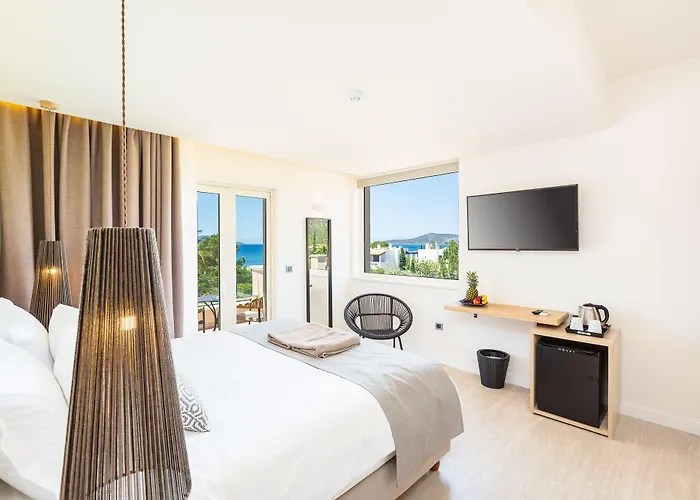 180 South Seaside Thermisia