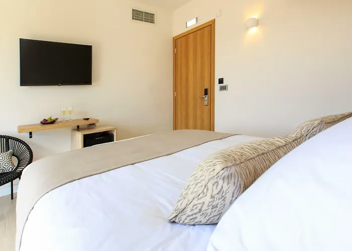 Hotel 180 South Seaside