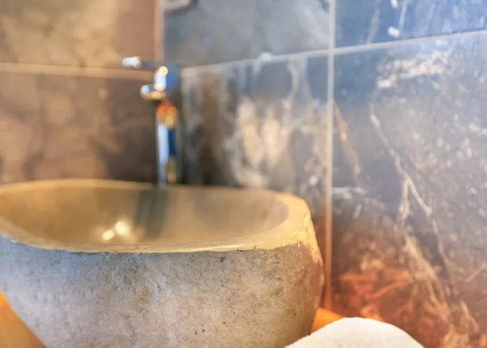 180 South Seaside Hotel 4*