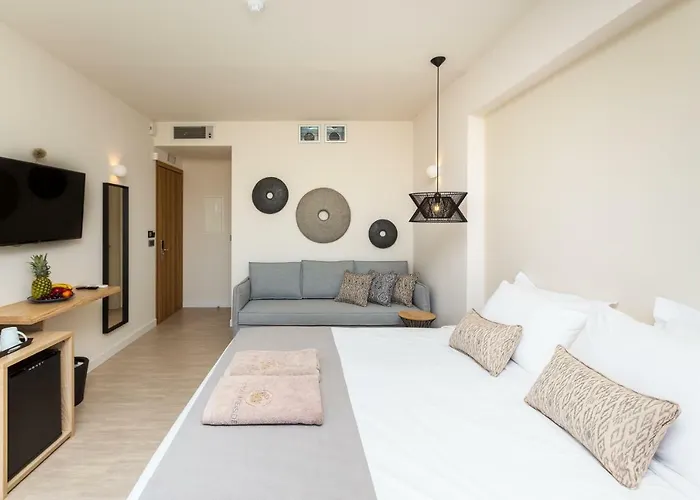 Hotel 180 South Seaside 4*