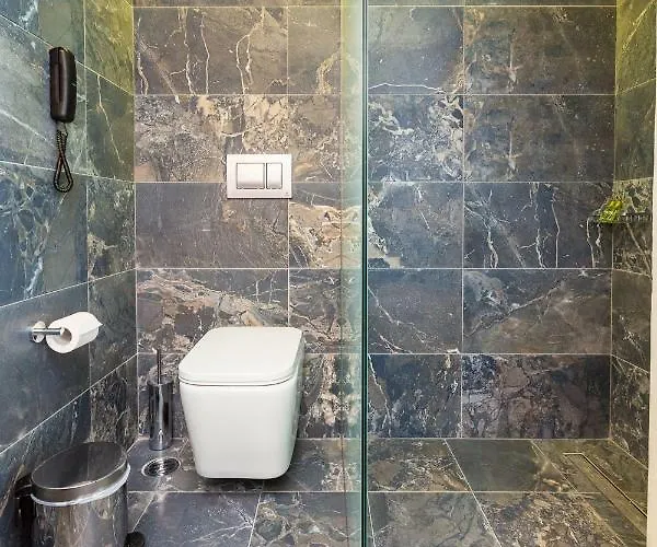 180 South Seaside Hotel 4*